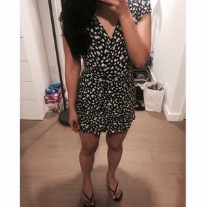 Brandy Melville Robbie Dress